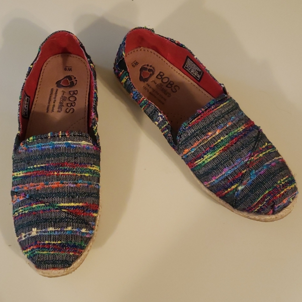 NWOT  Bob's by Skechers